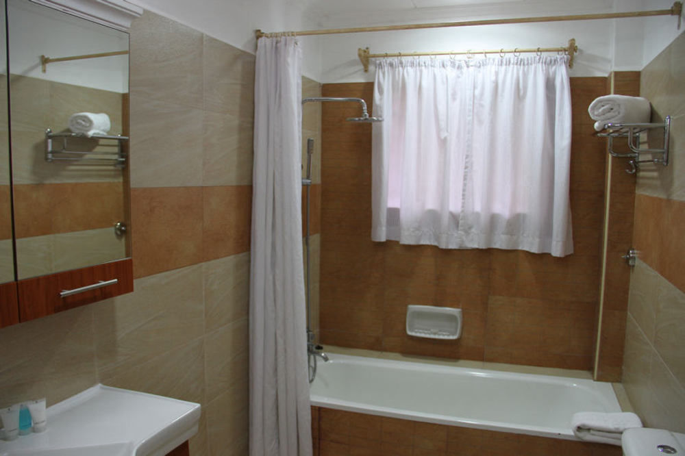 Mimosa Court Appart hôtel